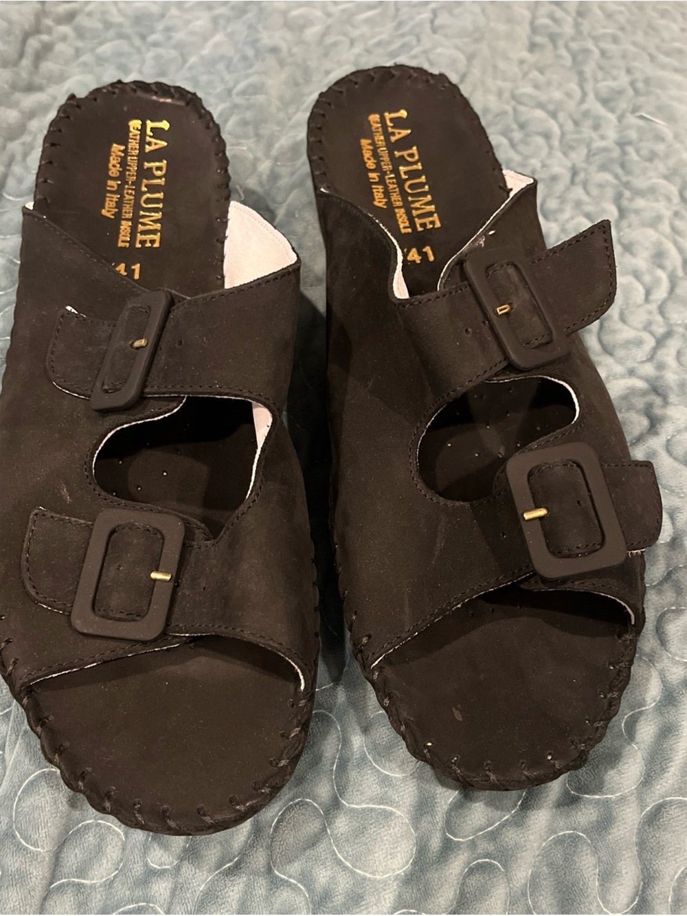 LA PLUME Black Buckle Slide Mules